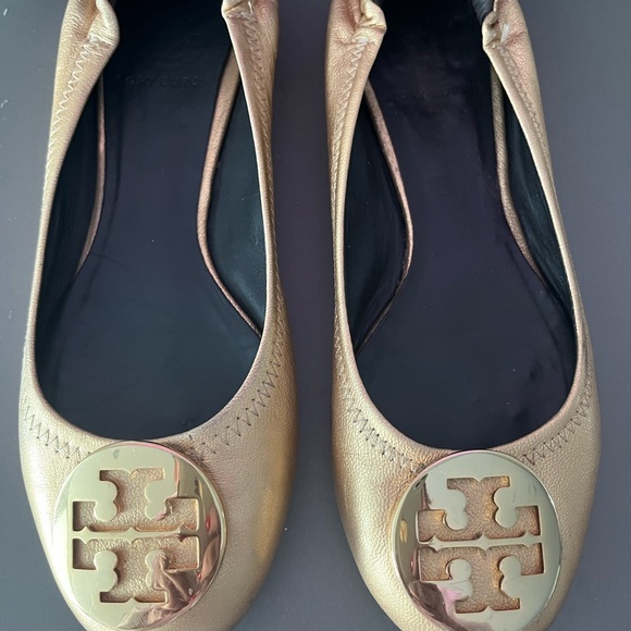 Tory Burch Gold Reva Ballerina Flat Size 7 - Picture 4 of 7
